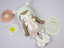 Load image into Gallery viewer, Lottie